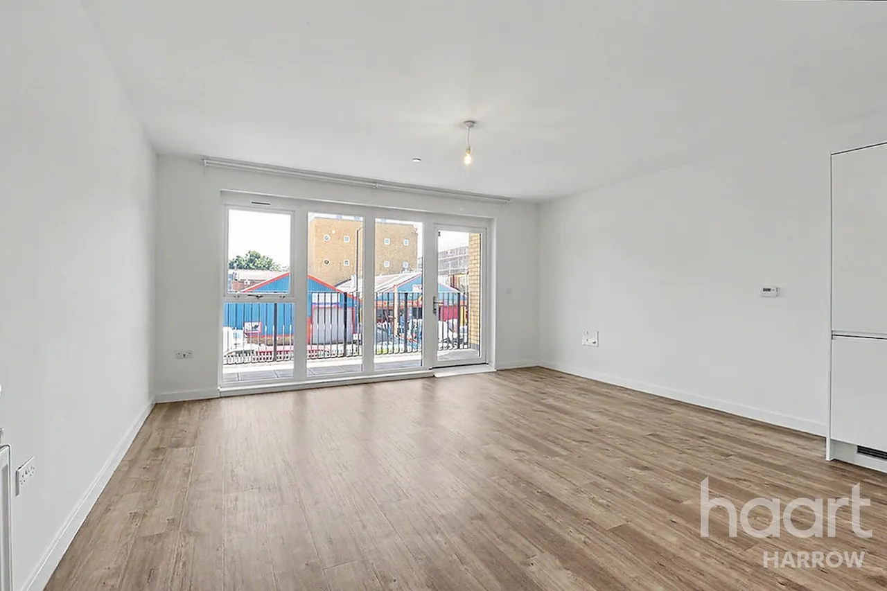 Westmoreland Road, London, NW9, photo 3