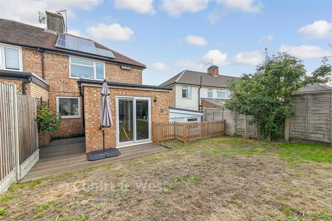 Chalkpit Lane, Dorking, RH4, photo 17
