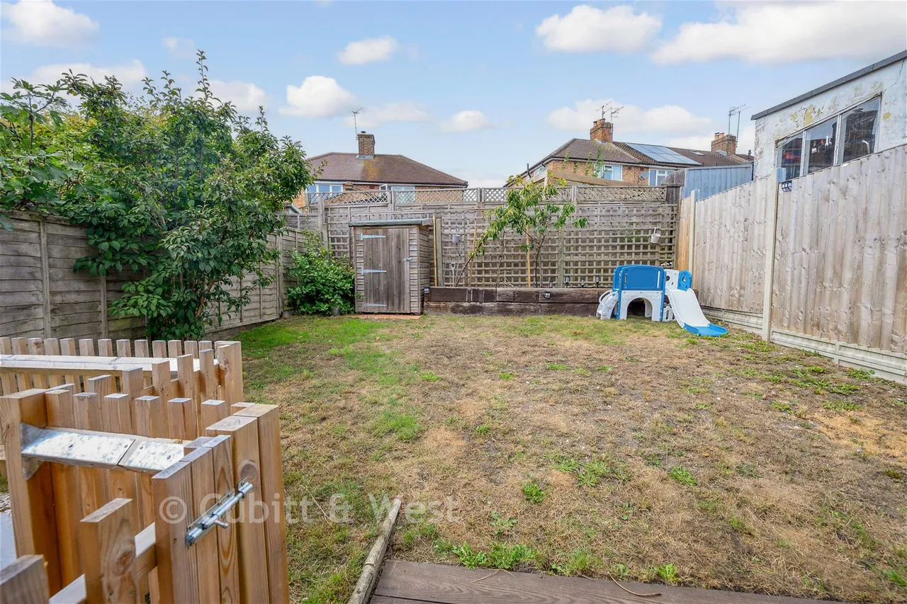 Chalkpit Lane, Dorking, RH4, photo 18