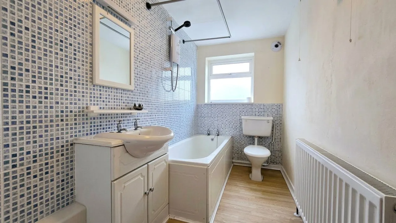 London Road, Bodedern, LL65, photo 8