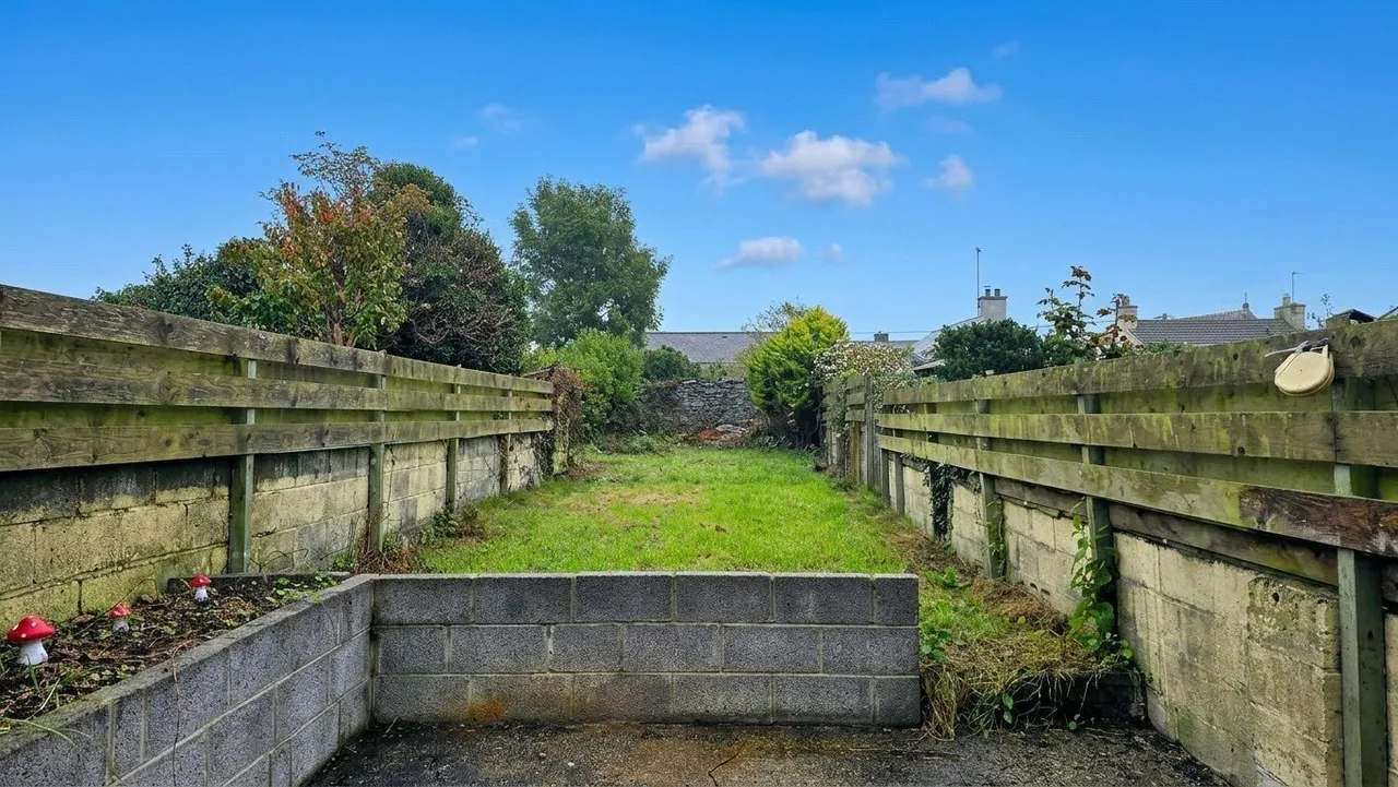 London Road, Bodedern, LL65, photo 2