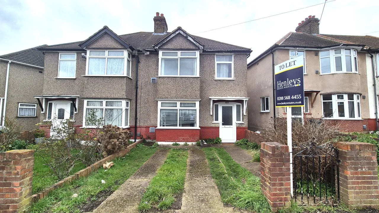 4 bed house to rent — Kingsley Avenue, Hounslow