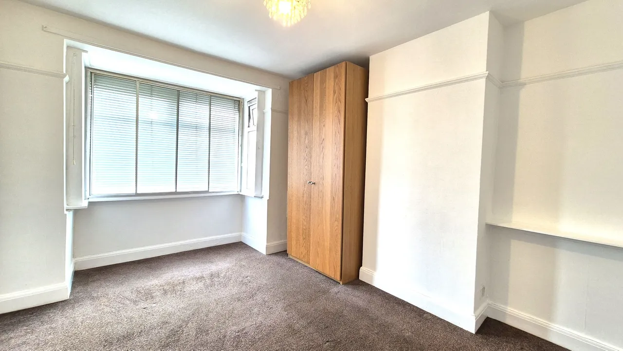 Kingsley Avenue, Hounslow, photo 9