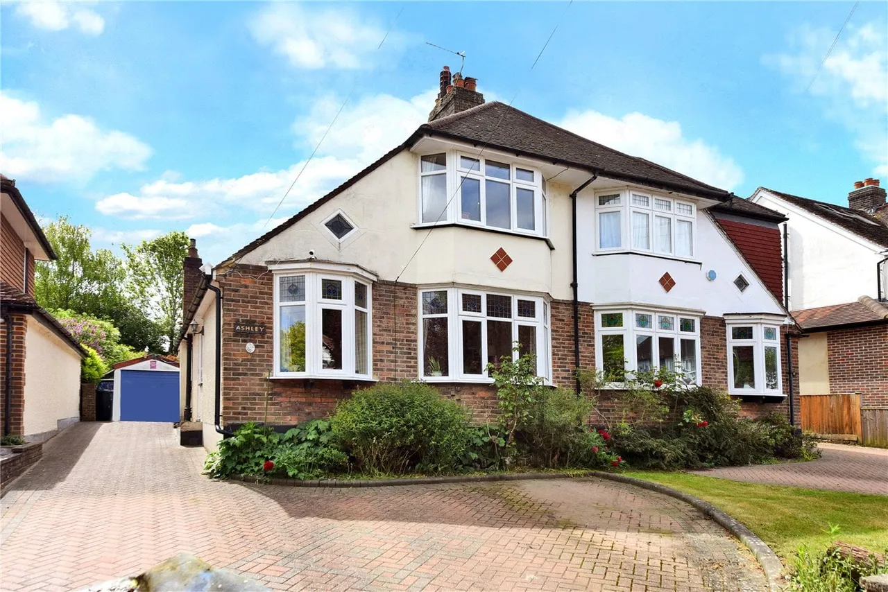 Commonfield Road, Banstead, Surrey, SM7, photo 4