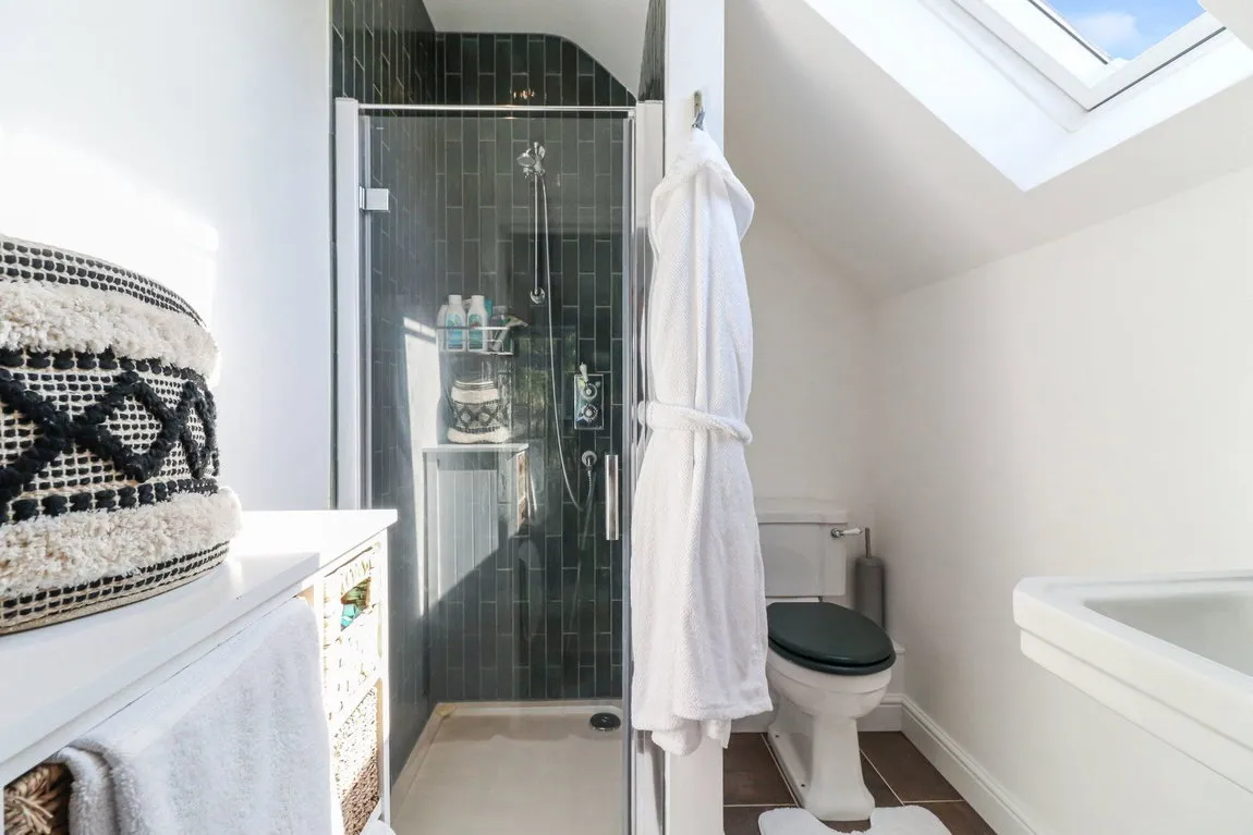 Spurgrove, Frieth, Henley-on-thames, RG9 6PA, photo 16
