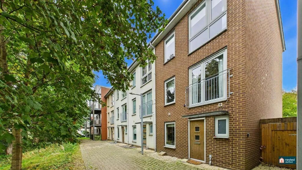 5 bed house for sale, Marsden Gardens, Dartford, DA1