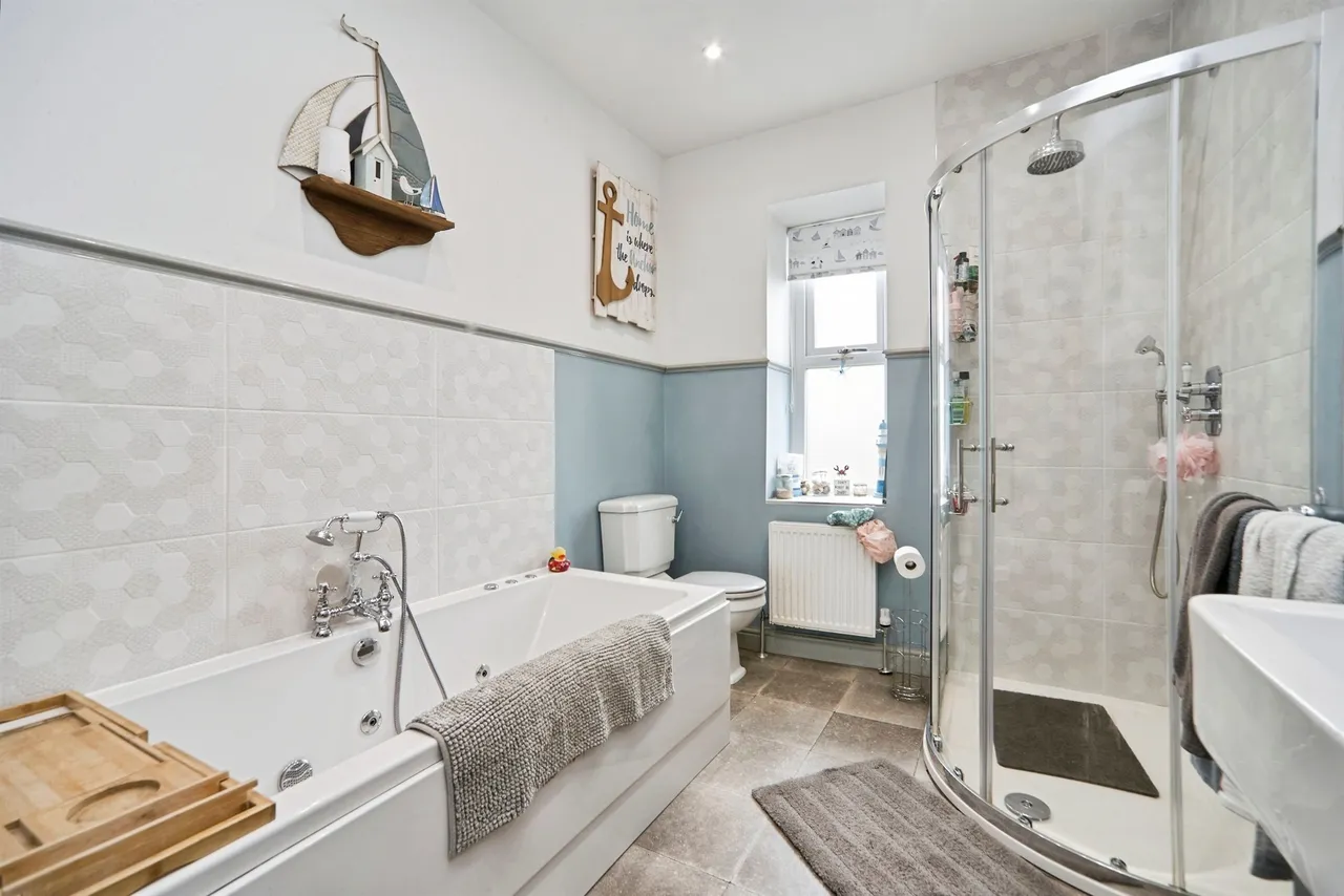 Damems Road, Keighley, BD21, photo 13