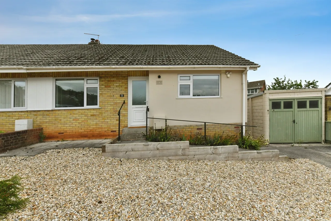 2 bed house for sale, Goodymoor Avenue, Wells, BA5