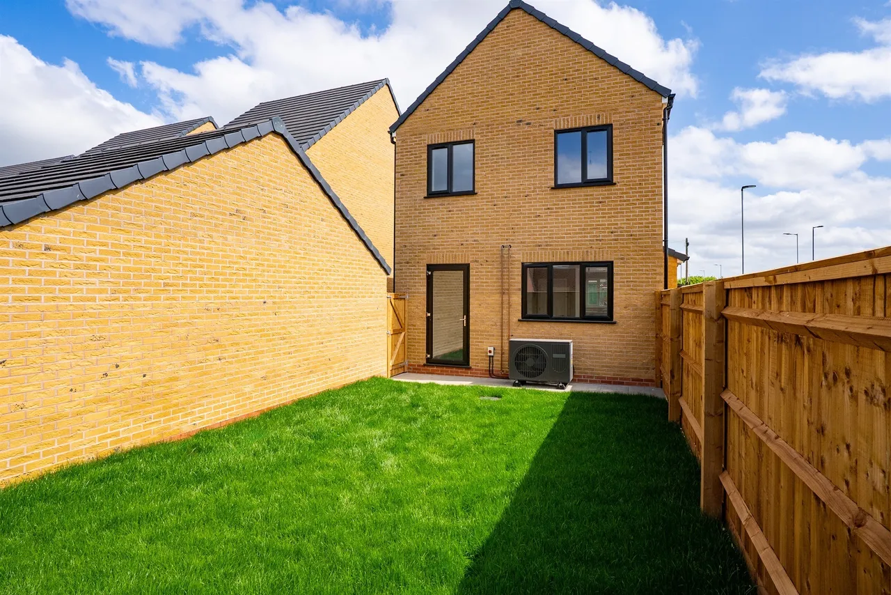 3 bed house for sale, Thorney Road, Peterborough, PE6