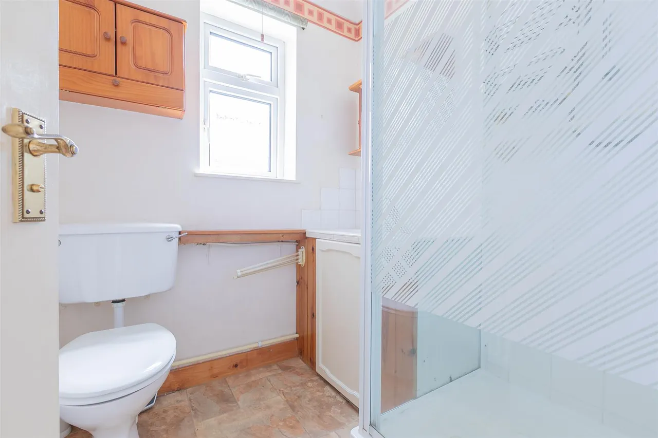 Swinburne Place, Royal Wootton Bassett, photo 12