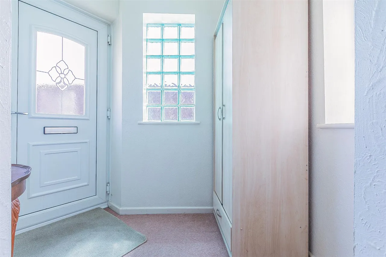 Swinburne Place, Royal Wootton Bassett, photo 4