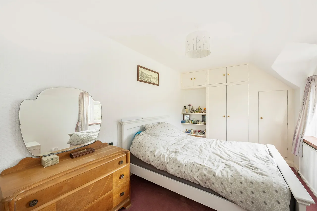 Chiltern Cottages, Buckland Common, HP23, photo 11
