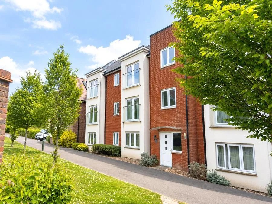 Skylark Way, Burgess Hill, RH15, photo 7