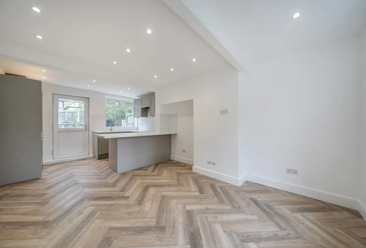 Canterbury Road, Morden, SM4 6QG, photo 5