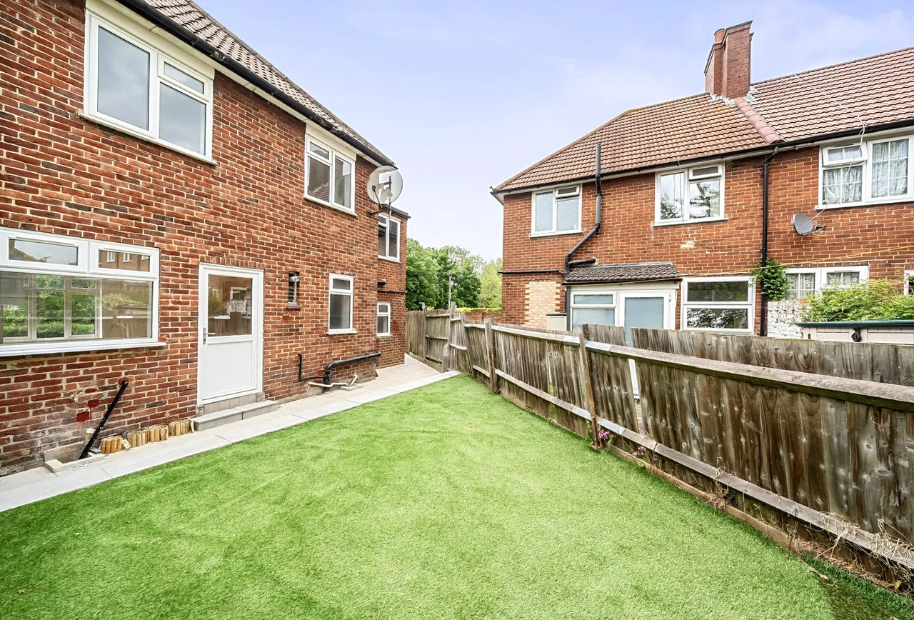 Canterbury Road, Morden, SM4 6QG, photo 17