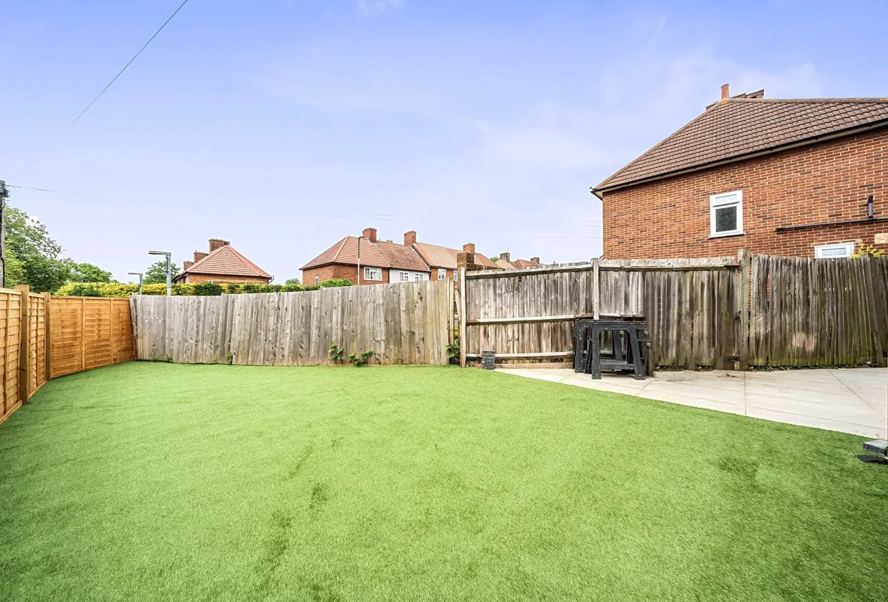 Canterbury Road, Morden, SM4 6QG, photo 8