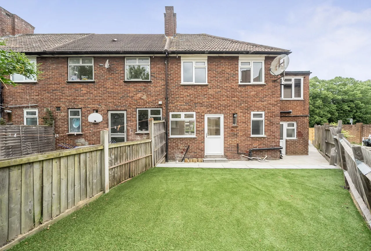 Canterbury Road, Morden, SM4 6QG, photo 16