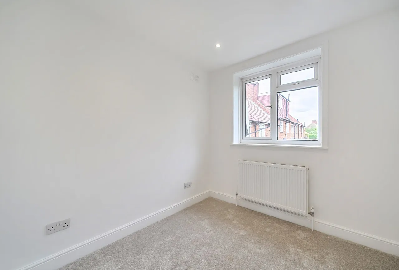 Canterbury Road, Morden, SM4 6QG, photo 19