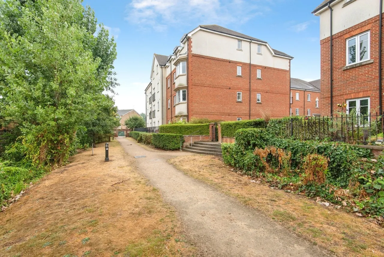 Peppermint Road, Hitchin, Hertfordshire, SG5, photo 22
