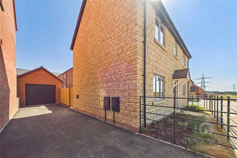 Sutton Drive, Kettering, NN16, photo 15