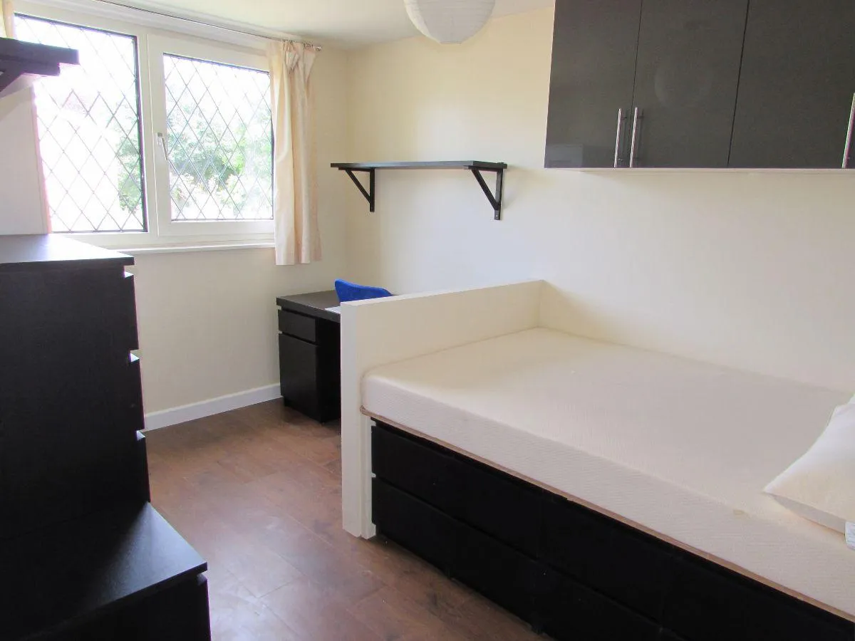 Somner Close, CT2, photo 10