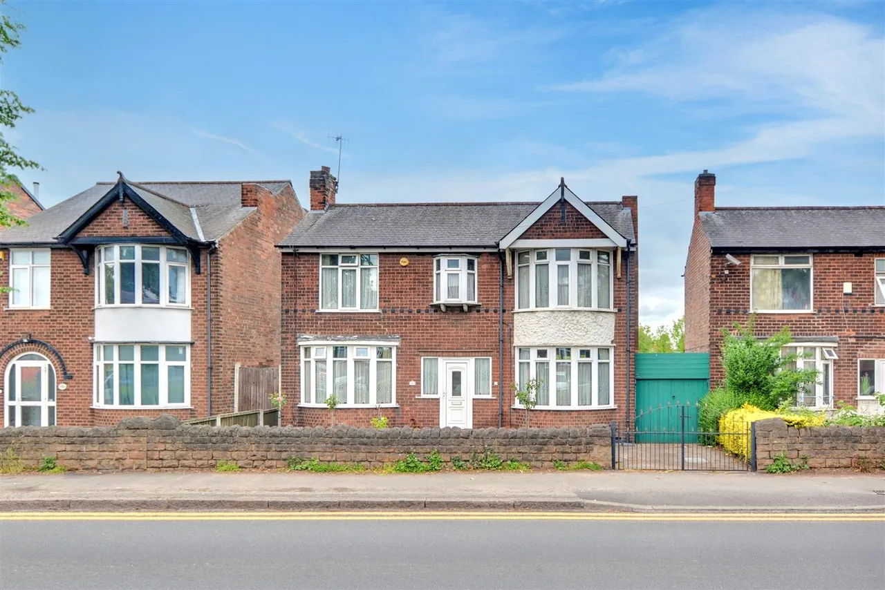 3 bed house for sale, Valley Road, Nottingham, NG5