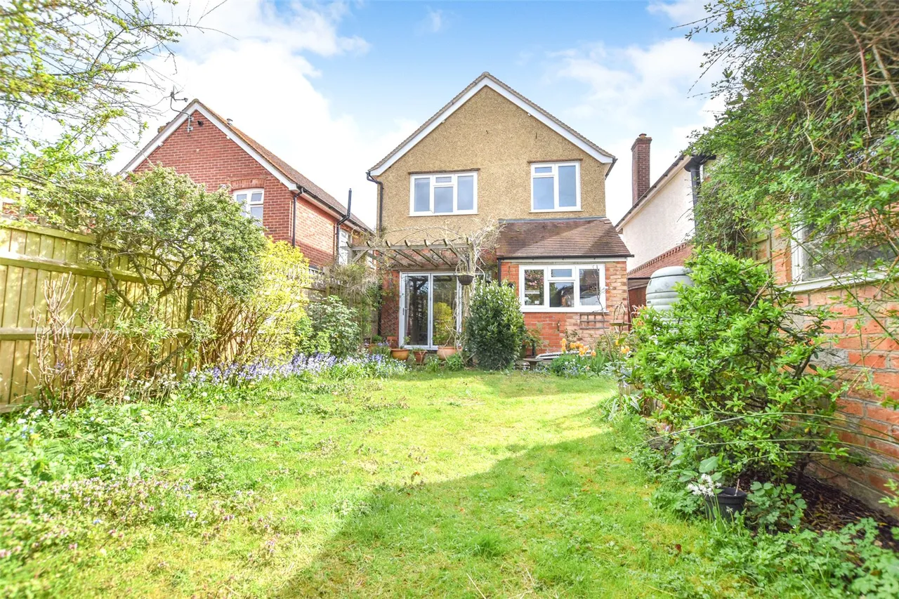 Winchester Street, Farnborough, Hampshire, GU14 6AW, photo 4