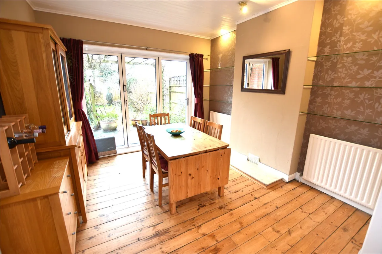 Winchester Street, Farnborough, Hampshire, GU14 6AW, photo 3