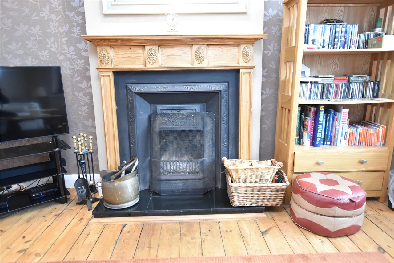 Winchester Street, Farnborough, Hampshire, GU14 6AW, photo 8