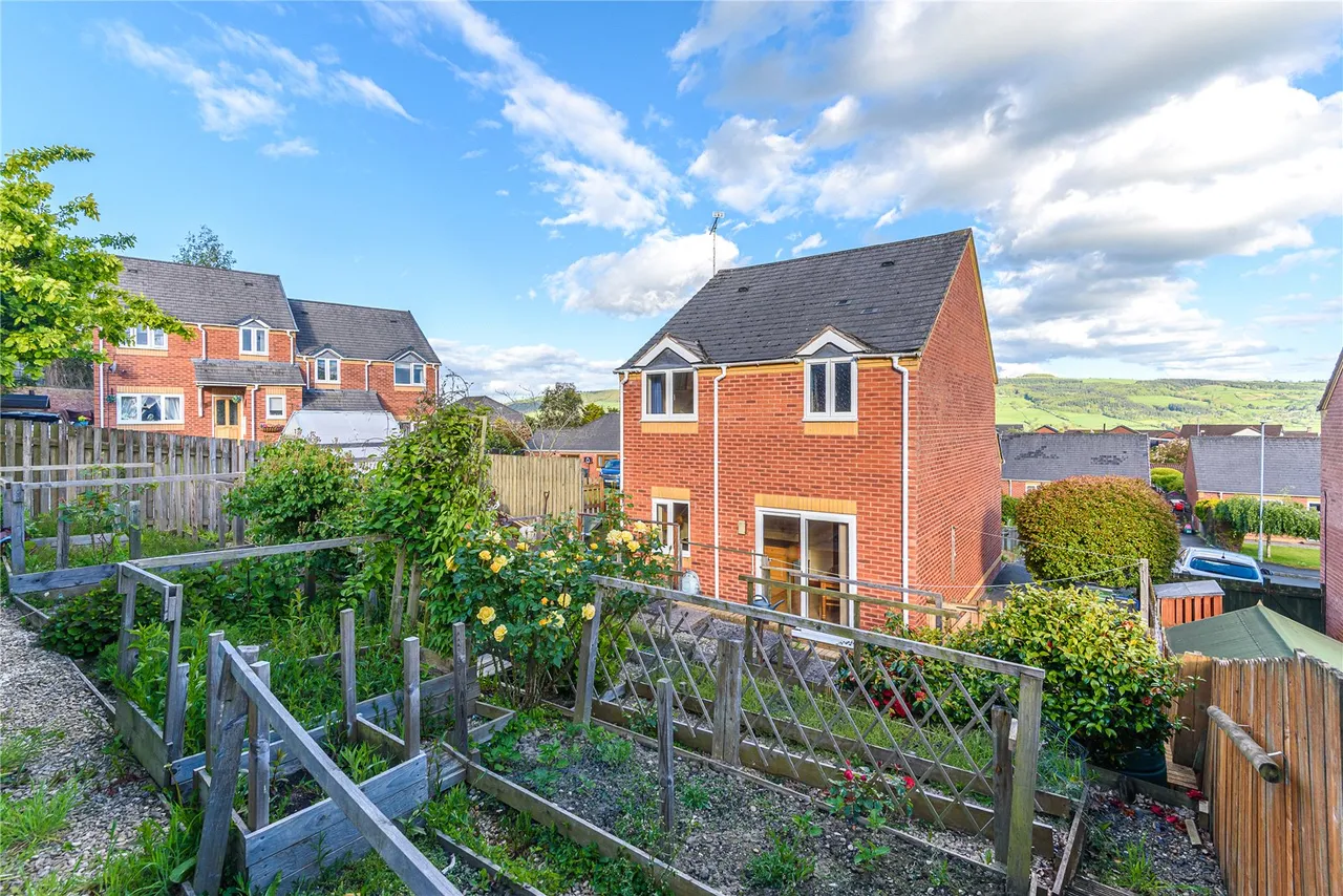 Acorn Rise, Welshpool, Powys, SY21 7TX, photo 22