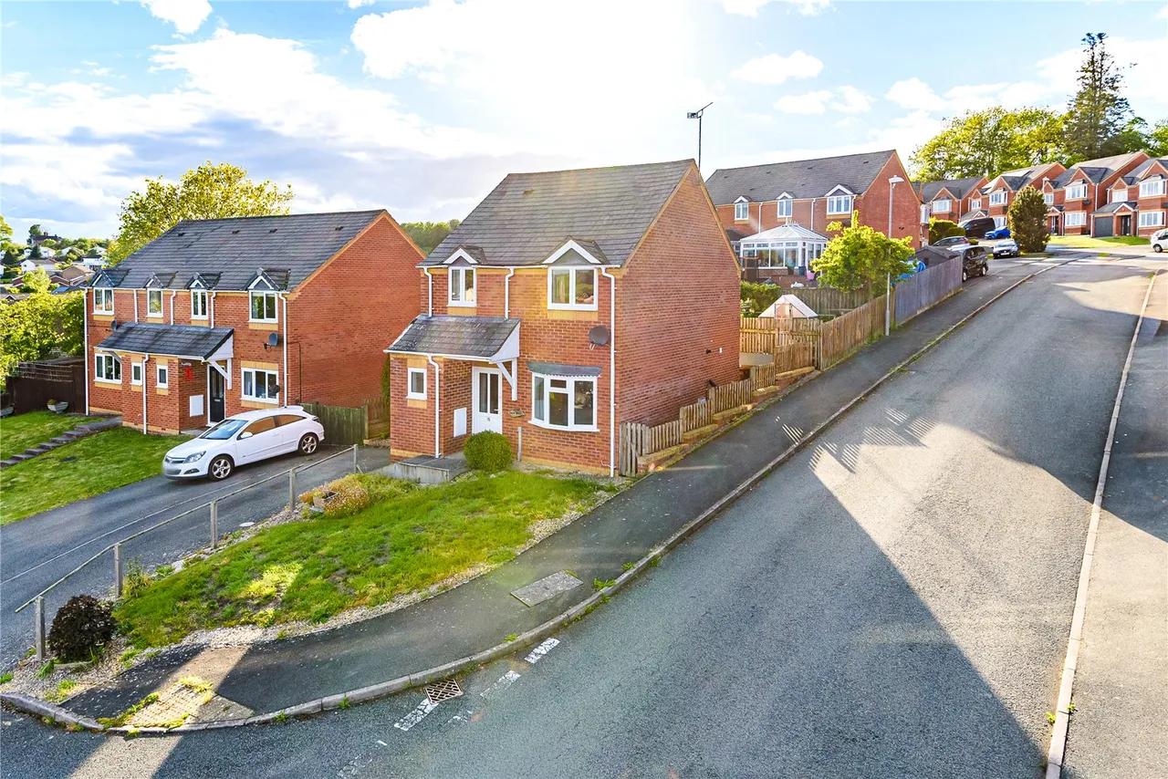 Acorn Rise, Welshpool, Powys, SY21 7TX, photo 18