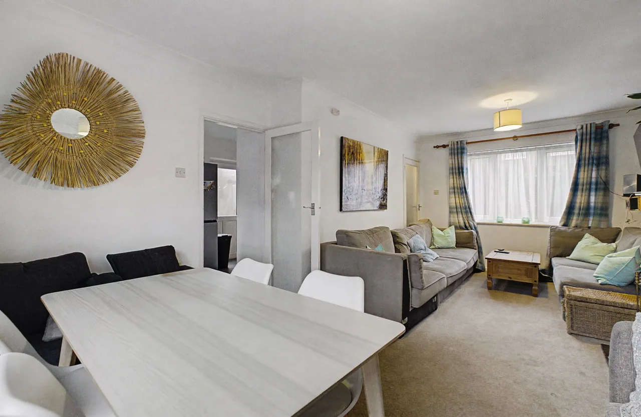 Capern Grove, Birmingham, B32, photo 4