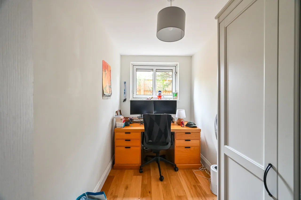7 Vaynor House, Williamson Street, London, photo 12