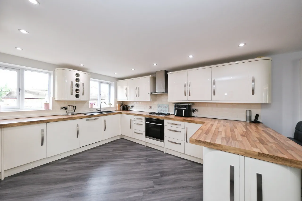 Hoyland Road, Barnsley, S74, photo 2