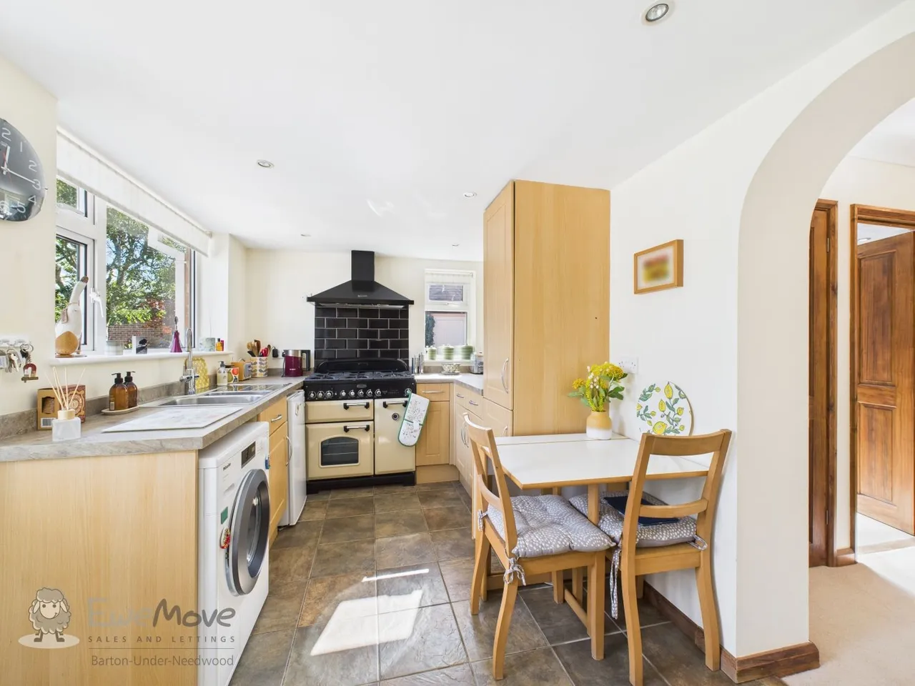 Efflinch Lane, Barton Under Needwood, DE13, photo 8