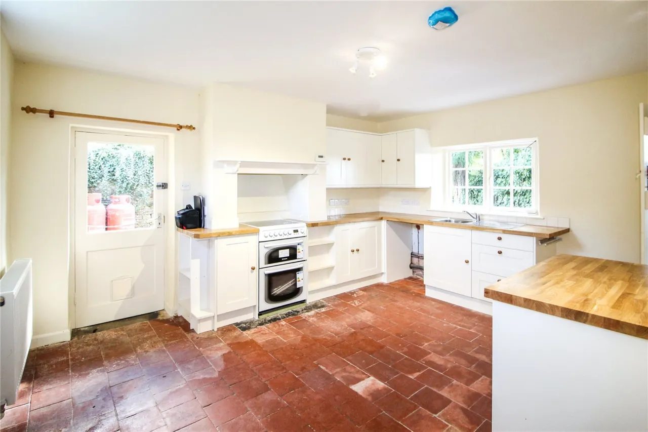 Woodmancote, Cirencester, GL7, photo 4