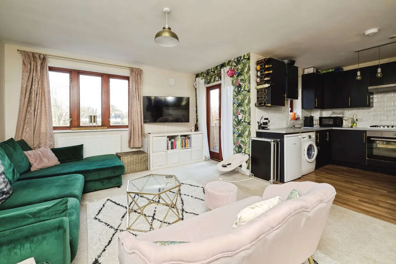 2 bed flat for sale, Abberley Wood, Cambridge, CB22