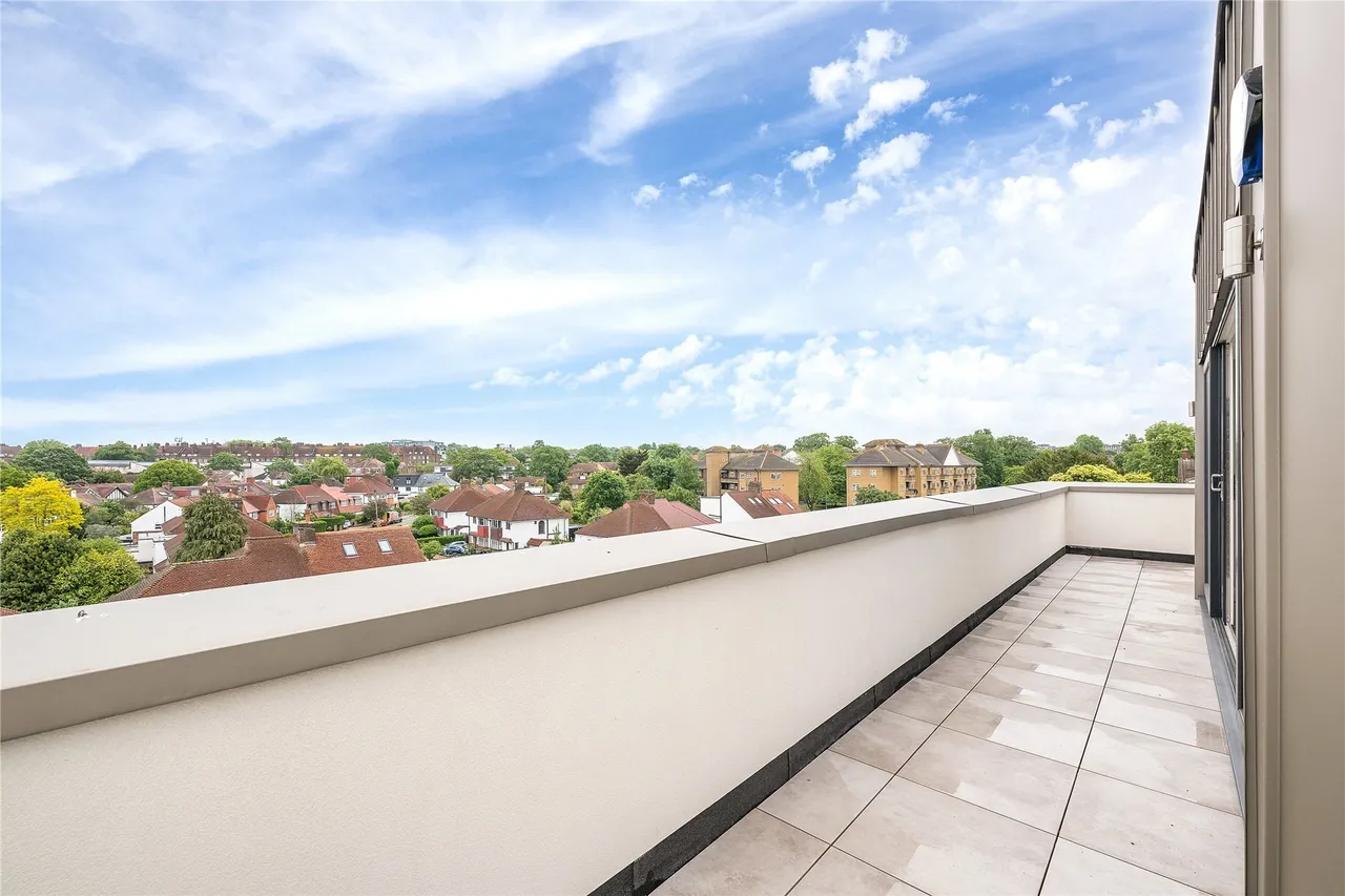 Thornton Road, London, SW12, photo 6