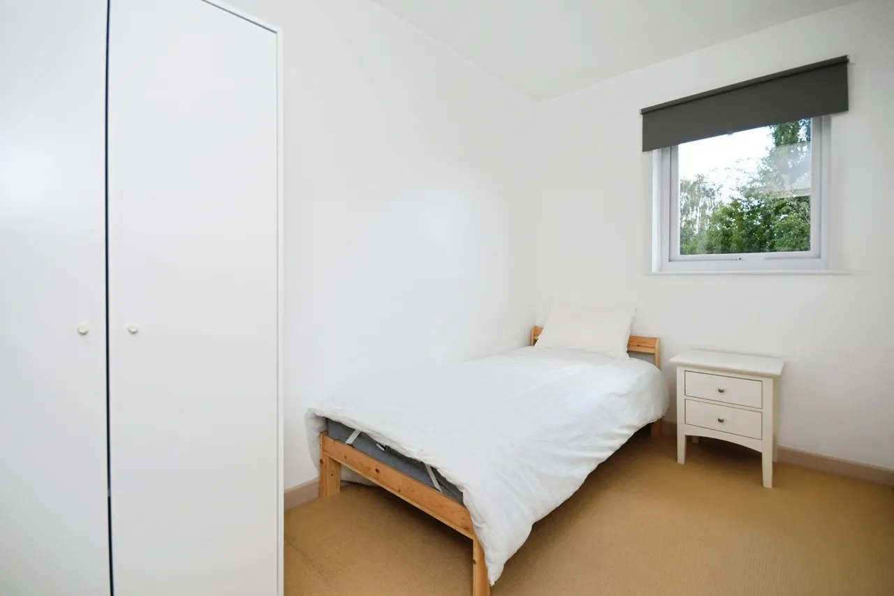 Headford Grove, Sheffield, S3 7XD, photo 8