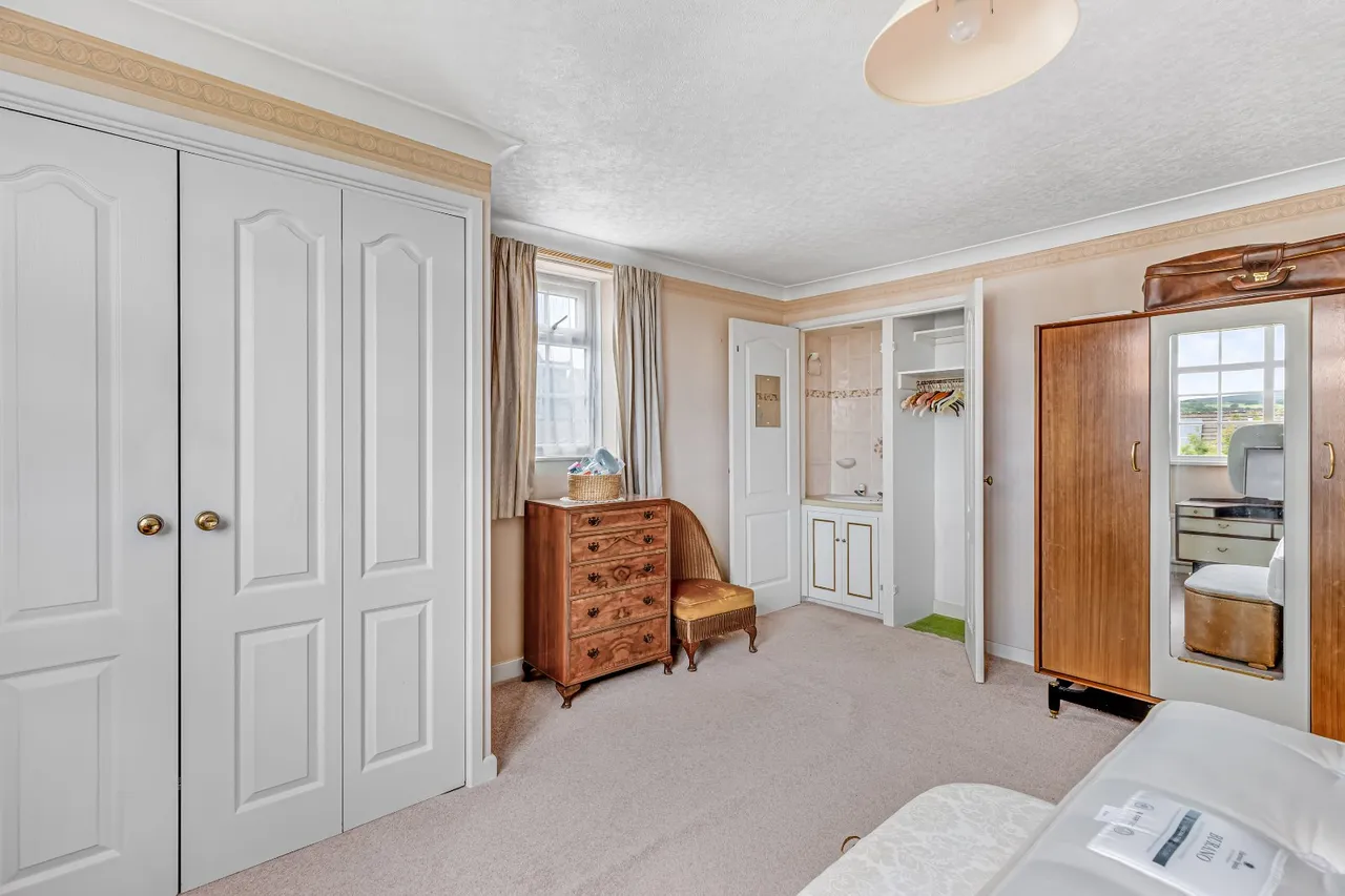 Beverley Rise, Ilkley, LS29, photo 17
