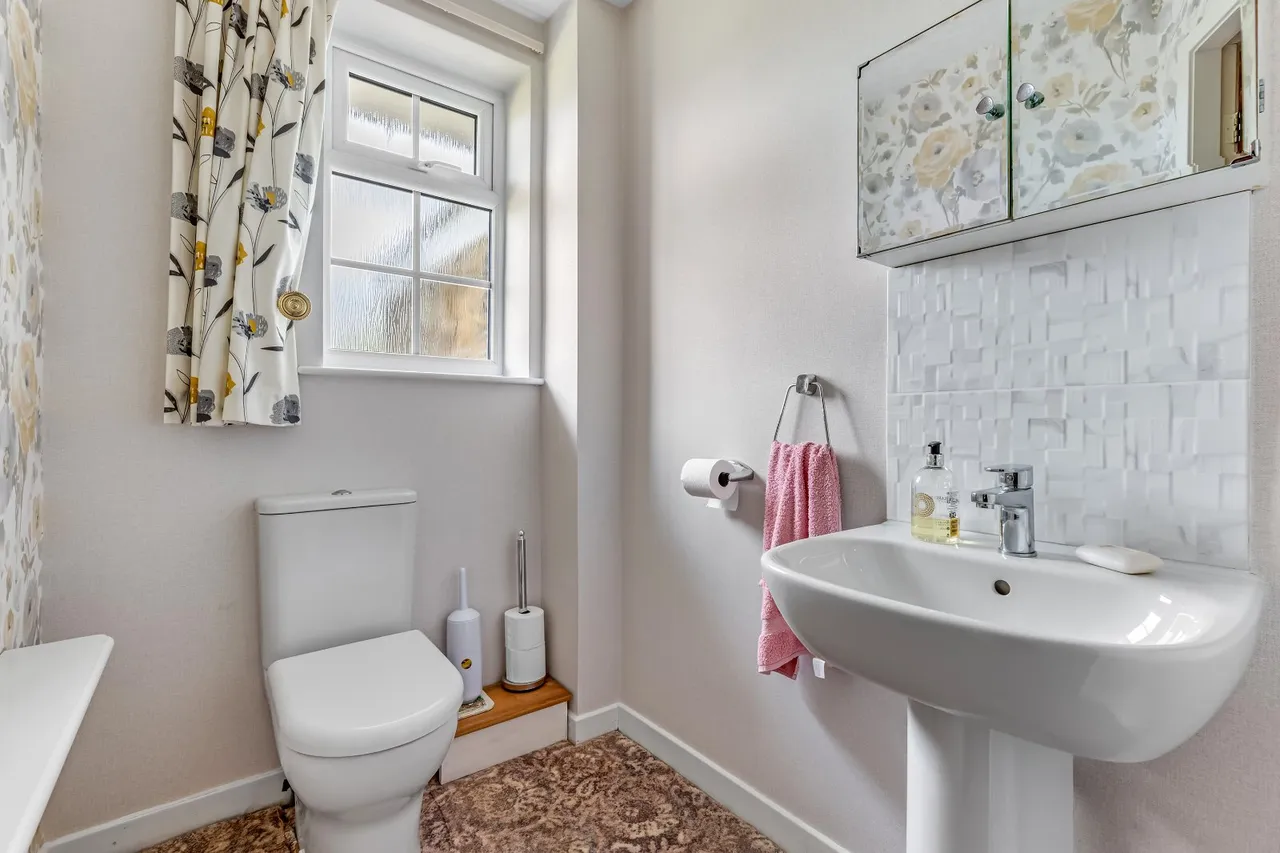 Beverley Rise, Ilkley, LS29, photo 12