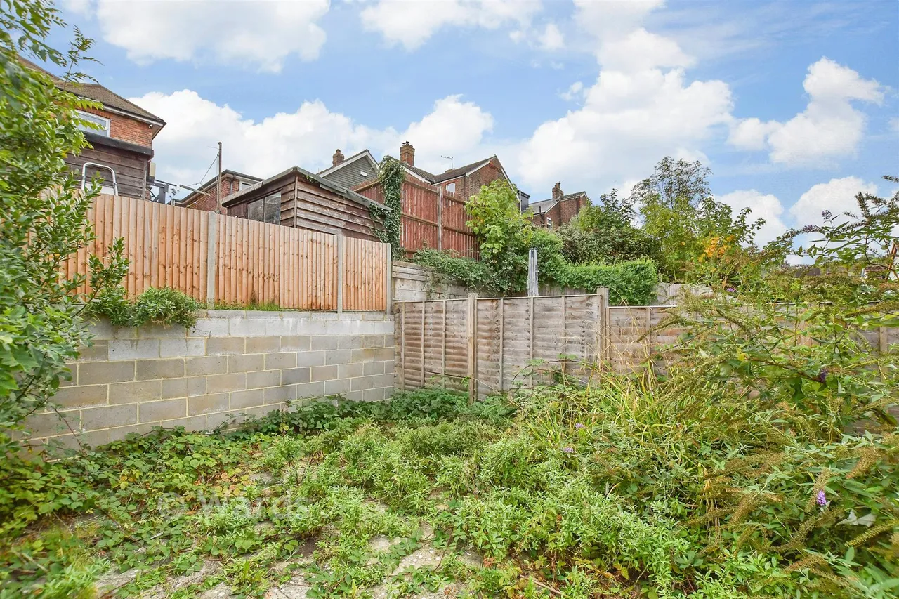 St. Mary's Road, Tonbridge, TN9, photo 2