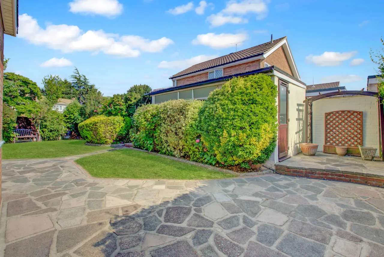 Greenacres, Benfleet, SS7, photo 24