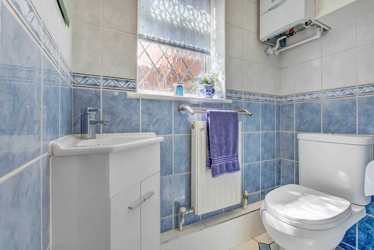 Greenacres, Benfleet, SS7, photo 13