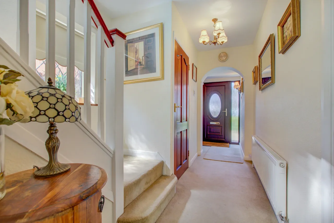 Greenacres, Benfleet, SS7, photo 4