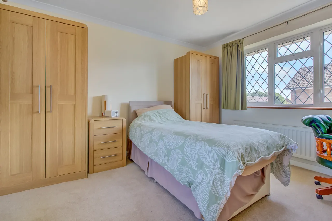 Greenacres, Benfleet, SS7, photo 19