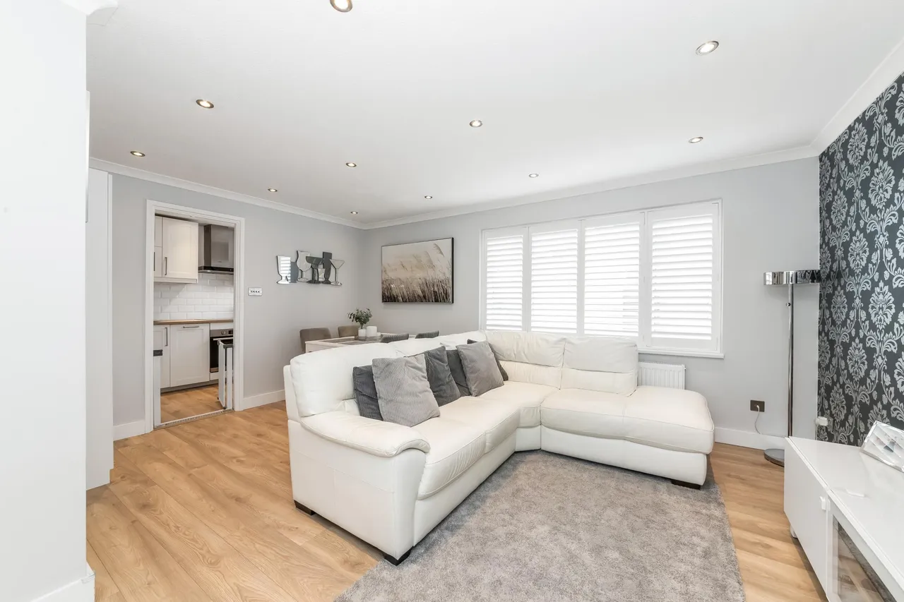 2 bed flat for sale, Pixton Way, Croydon, CR0