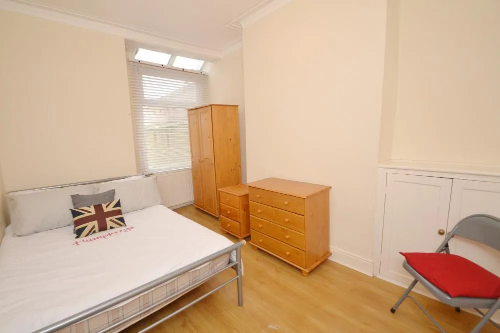 Albion Road, Fallowfield, M14, photo 3