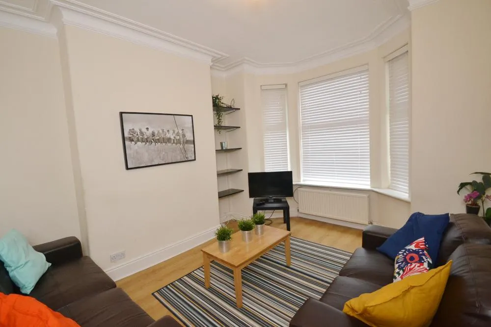 Albion Road, Fallowfield, M14, photo 7
