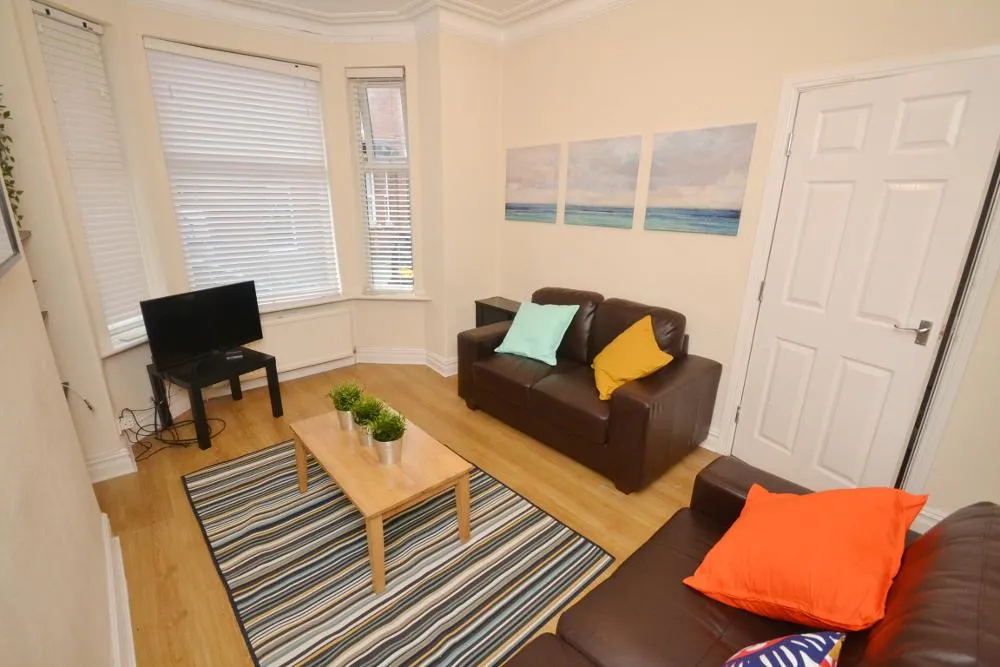 Albion Road, Fallowfield, M14, photo 8